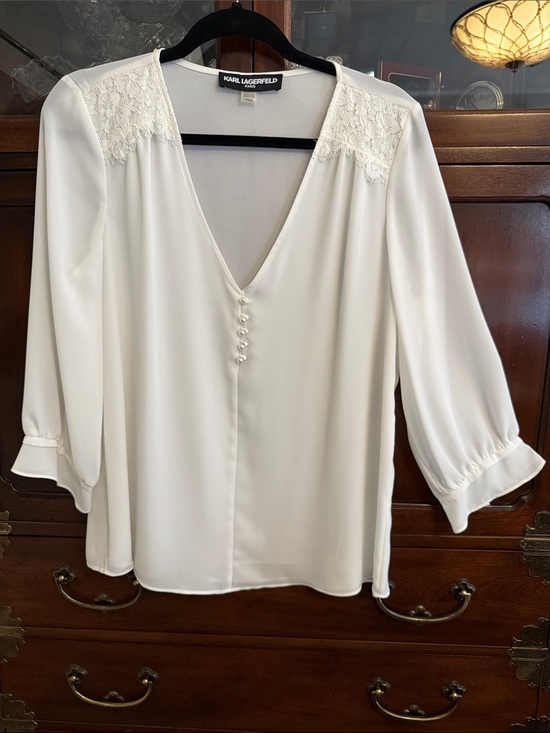 Karl Lagerfeld Tops - Karl Lagerfeld Ivory V-Neck Lace-Shoulder Blouse